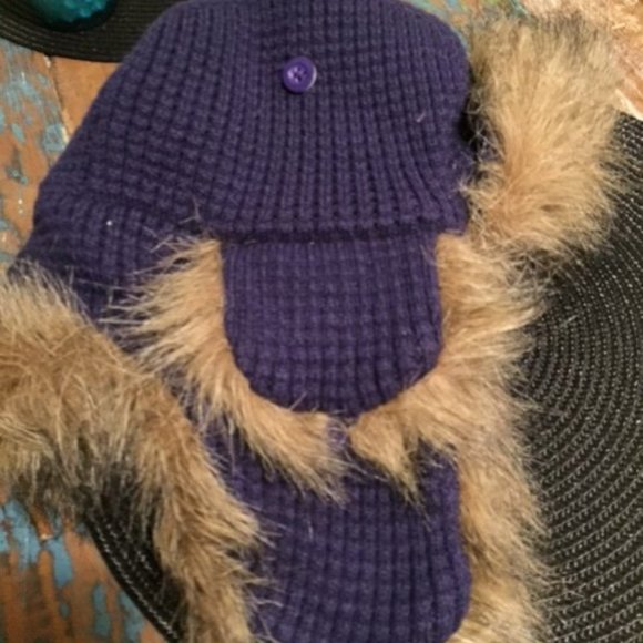 NEW Helly Hansen Nordic Purple Ski Hat with ear flaps. - Picture 3 of 3
